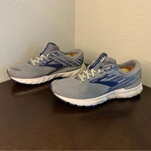 Brooks Adrenaline Gts 19 Running Shoes Men’s Size 9.5 Beaters